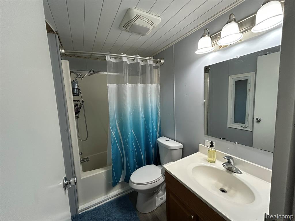 526 Cherokee Bend, Howell, MI 48843 — Photo 17