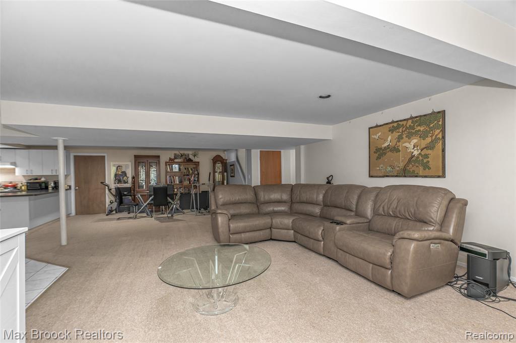 5199 Shenandoah Court, West Bloomfield, MI 48323 — Photo 54