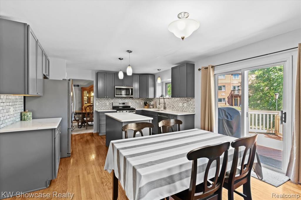 44847 Larkspur, Novi, MI 48377 — Photo 15