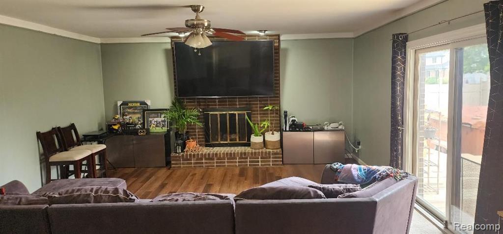 210 N PRINCESS Drive W, Canton, MI 48188 — Photo 22