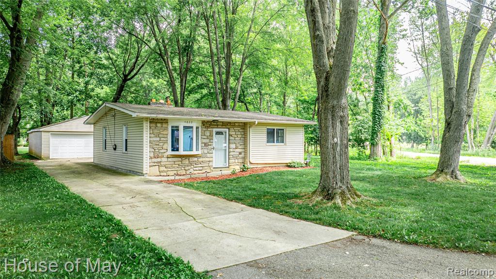 4822 FILER Street, Waterford, MI 48328 — Photo 14