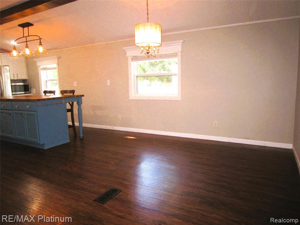 5673 Chippewa Drive, Howell, MI 48843 — Photo 14