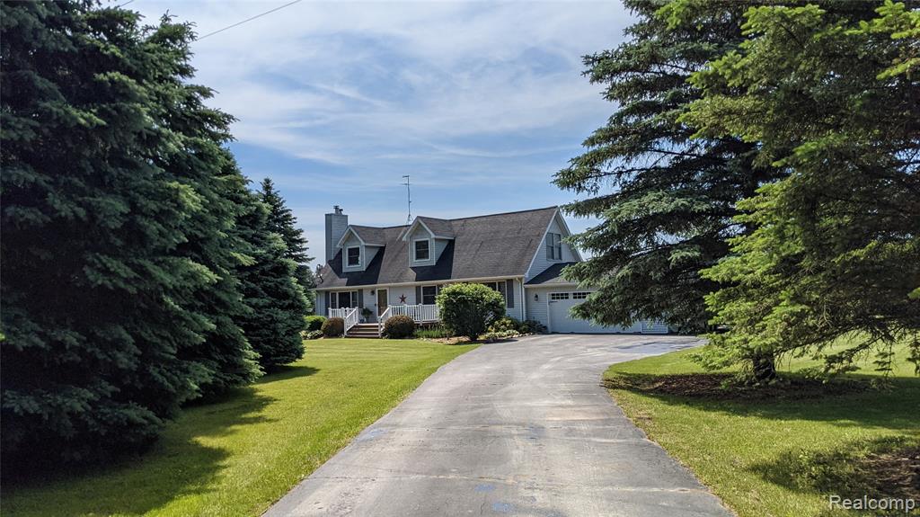 9753 W Coon Lake Road, Webberville, MI 48892 — Photo 4