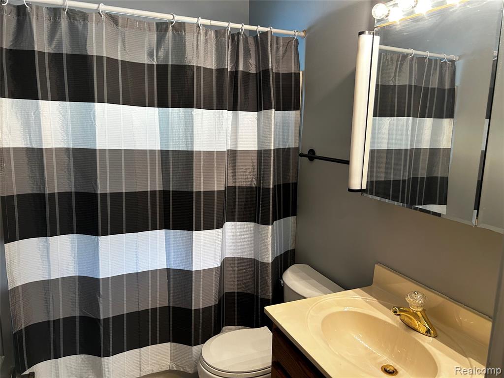 5440 Deland Road, Flushing, MI 48433 — Photo 10