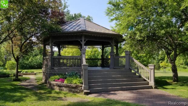 6171 S Main Street, Clarkston, MI — Photo 48