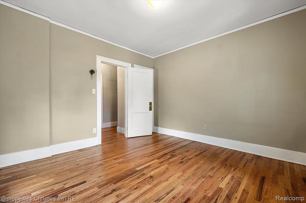 546 Leroy Street, Fenton, MI 48220 — Photo 28