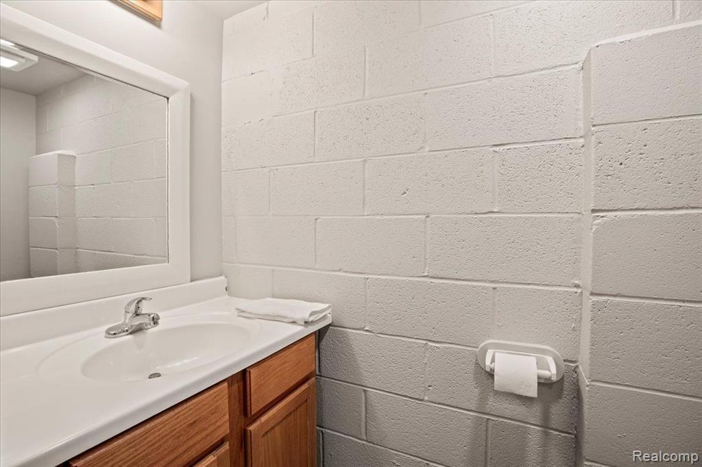 55 MINNETONKA Drive, Oxford, MI 48371 — Photo 27