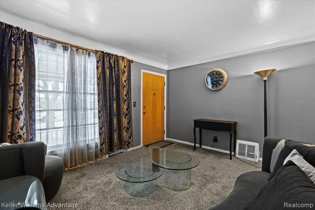 12931 Grayfield Street, Detroit, MI 48223 — Photo 7