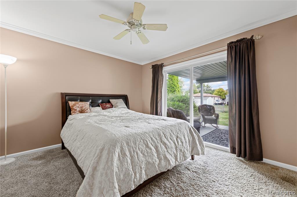 25419 Montebello Drive, Woodhaven, MI 48183 — Photo 11