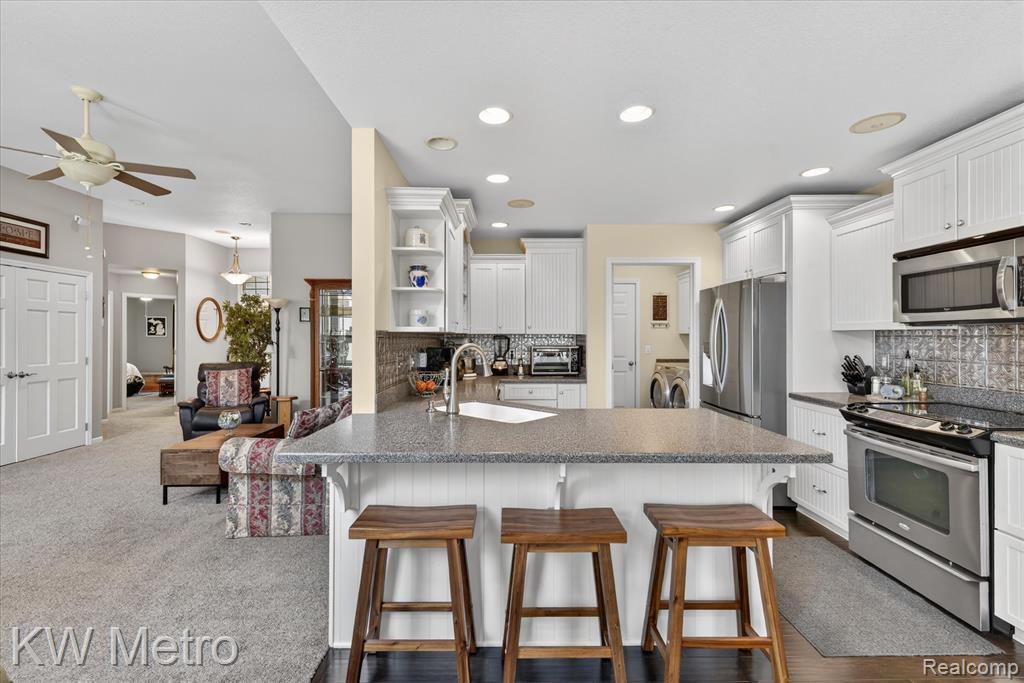 717 Koreys Circle, Blissfield, MI 49228 — Photo 14