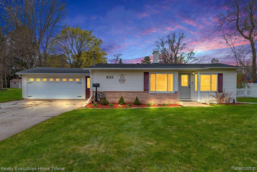 533 RUST PARK Drive, Grand Blanc, MI 48439 — Photo 2
