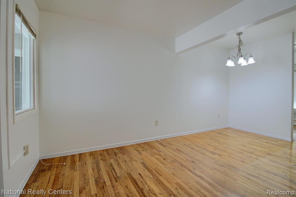 3421 HILLSIDE Drive, 23, Royal Oak, MI 48073 — Photo 10