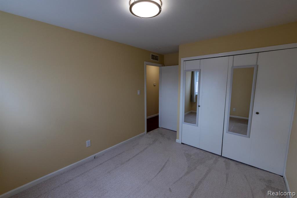 35268 Tilford Street, Rockwood, MI — Photo 20