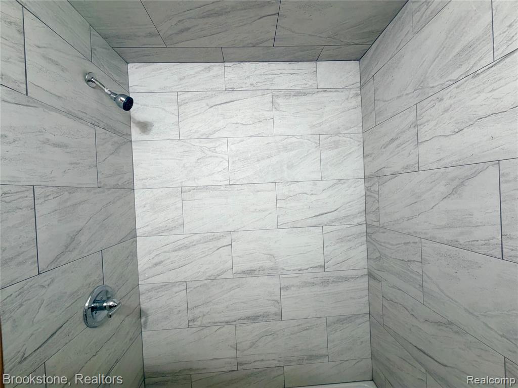 413 Forest Street, Westland, MI 48186 — Photo 14