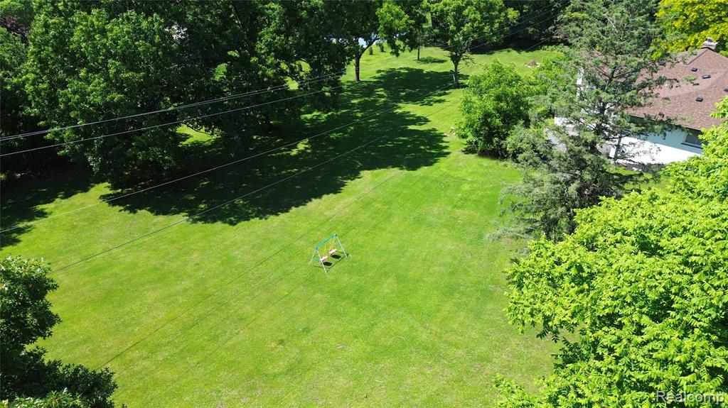9497 Ellis Road, Clarkston, MI 48348 — Photo 23