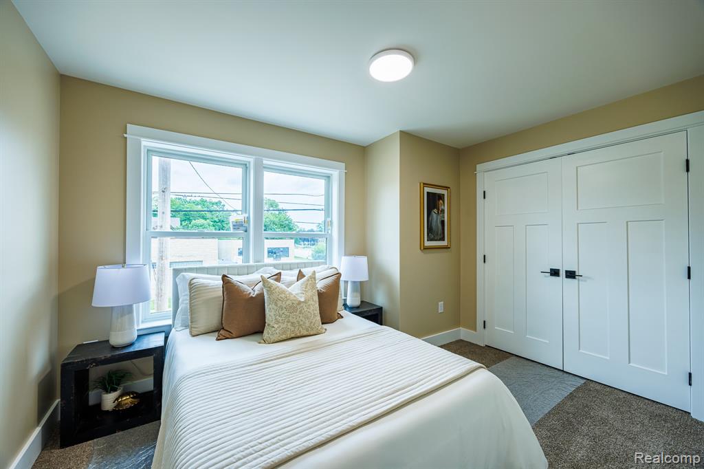 211 W Fifth Avenue, Flint, MI 48502 — Photo 15