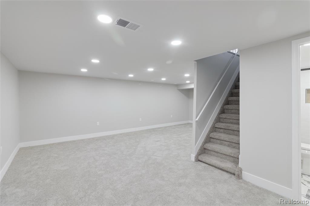 23643 N Rockledge, Novi, MI — Photo 20