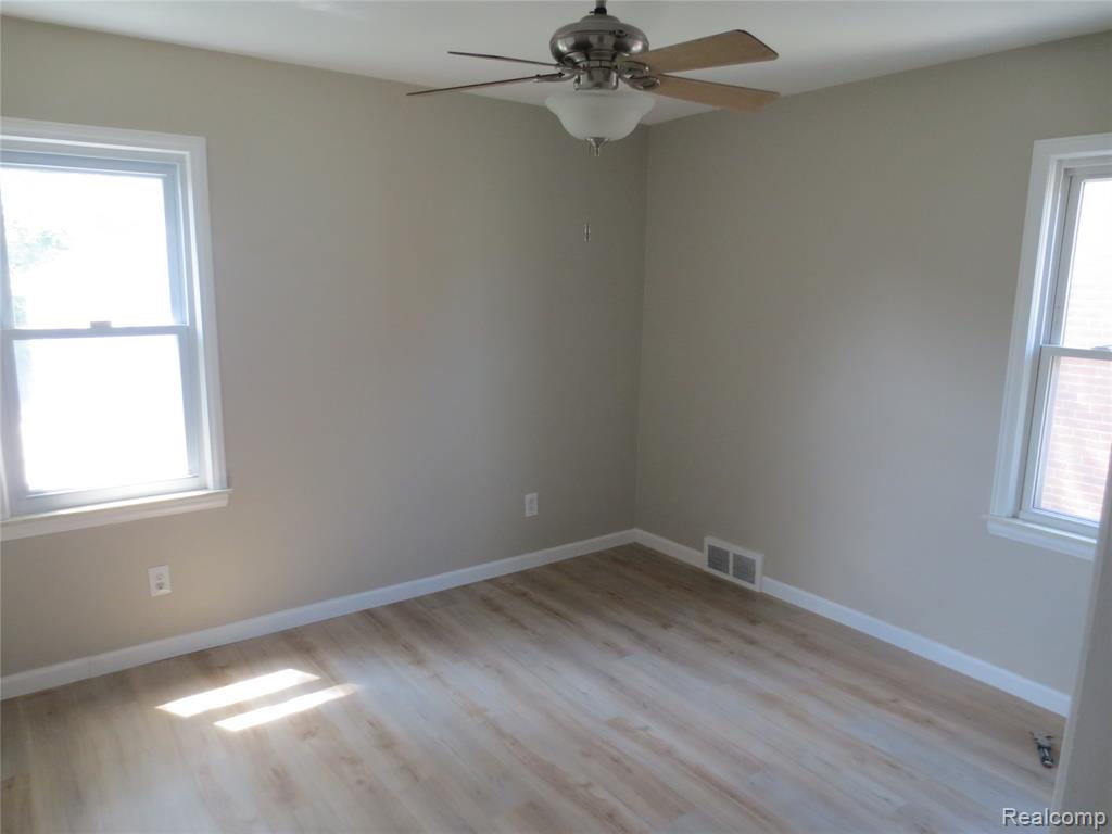 9535 Dixie, Redford, MI 48239 — Photo 17