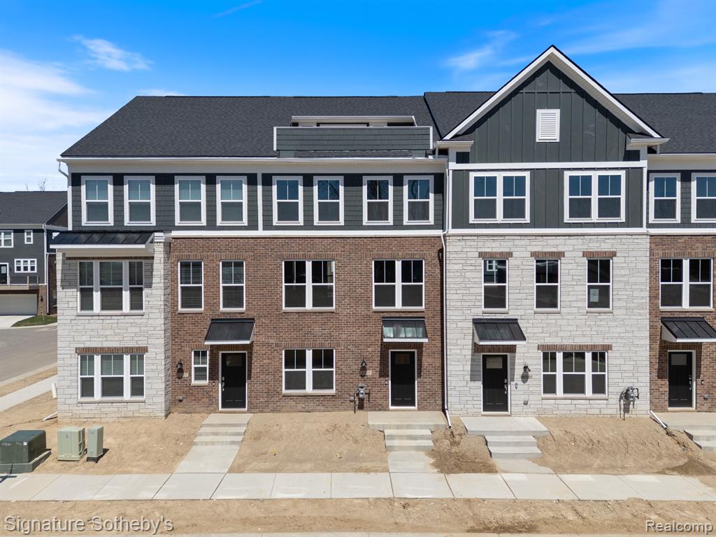 43115 Atwood Avenue, Novi, MI — Photo 2