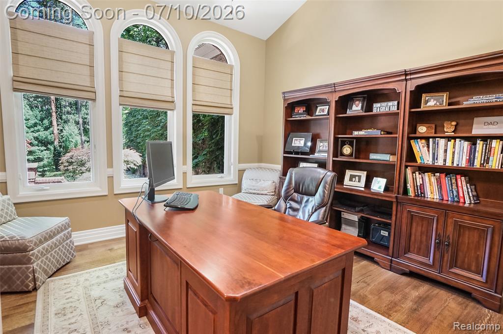 12172 Woodline Drive, Fenton, MI 48430 — Photo 34