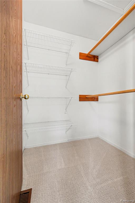 41302 Fortuna Drive E, Clinton Twp, MI 48038 — Photo 21