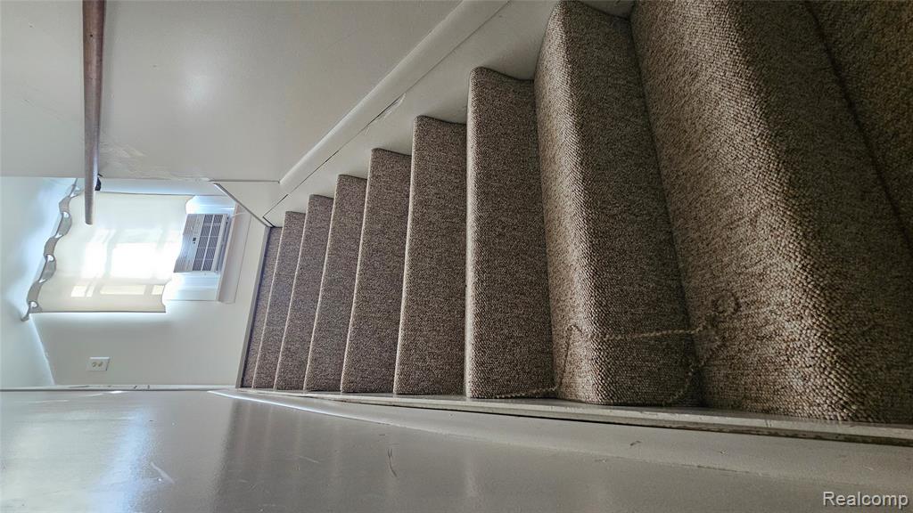 4392 E Coldwater Road, Flint, MI 48506 — Photo 14