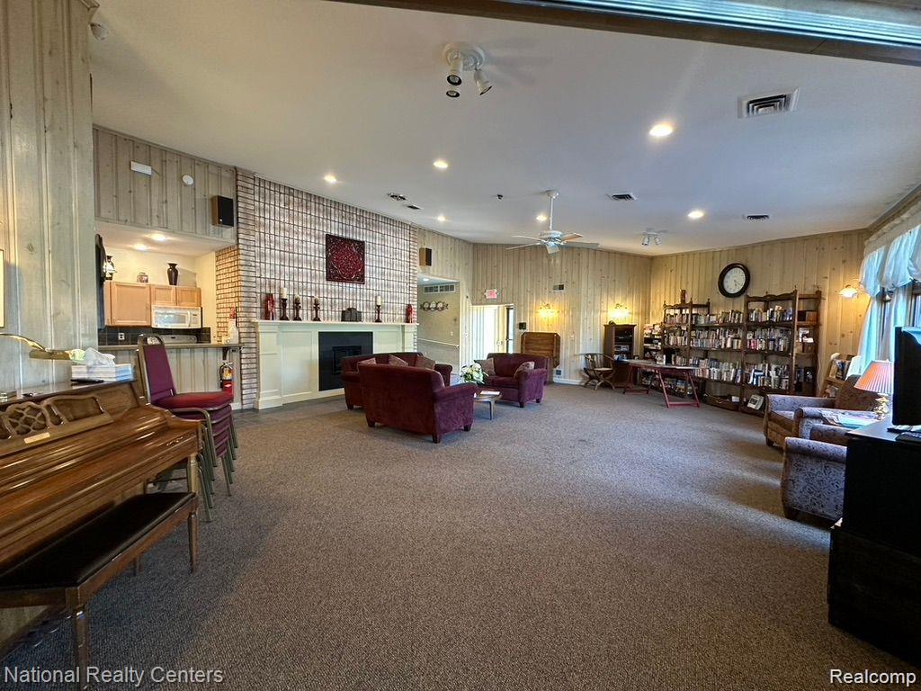 40526 Newport Drive, Plymouth, MI 48170 — Photo 27