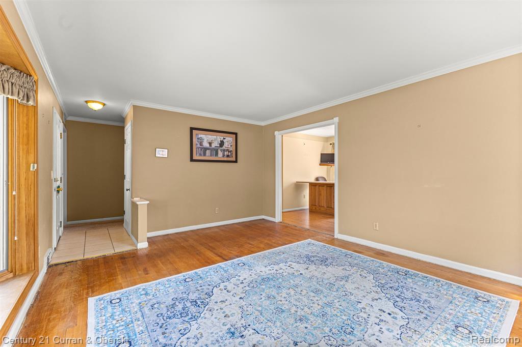 6106 N Charlesworth Street, Dearborn Heights, MI 48127 — Photo 6