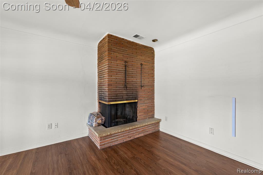 7420 Fenton Street, Dearborn Heights, MI 48127 — Photo 12