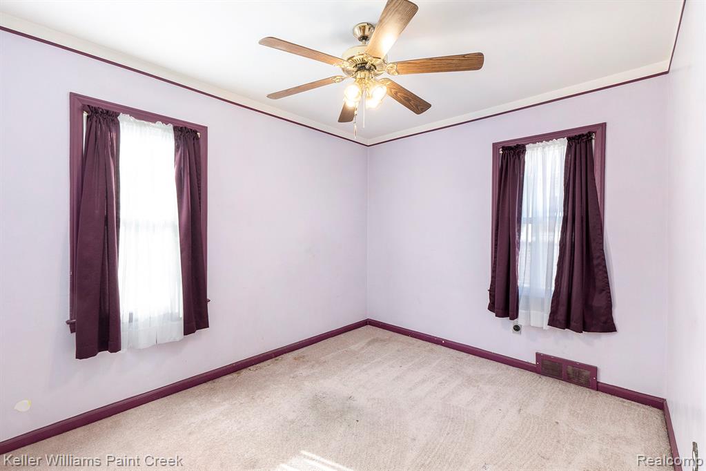 7258 Helen, Center Line, MI 48015 — Photo 7