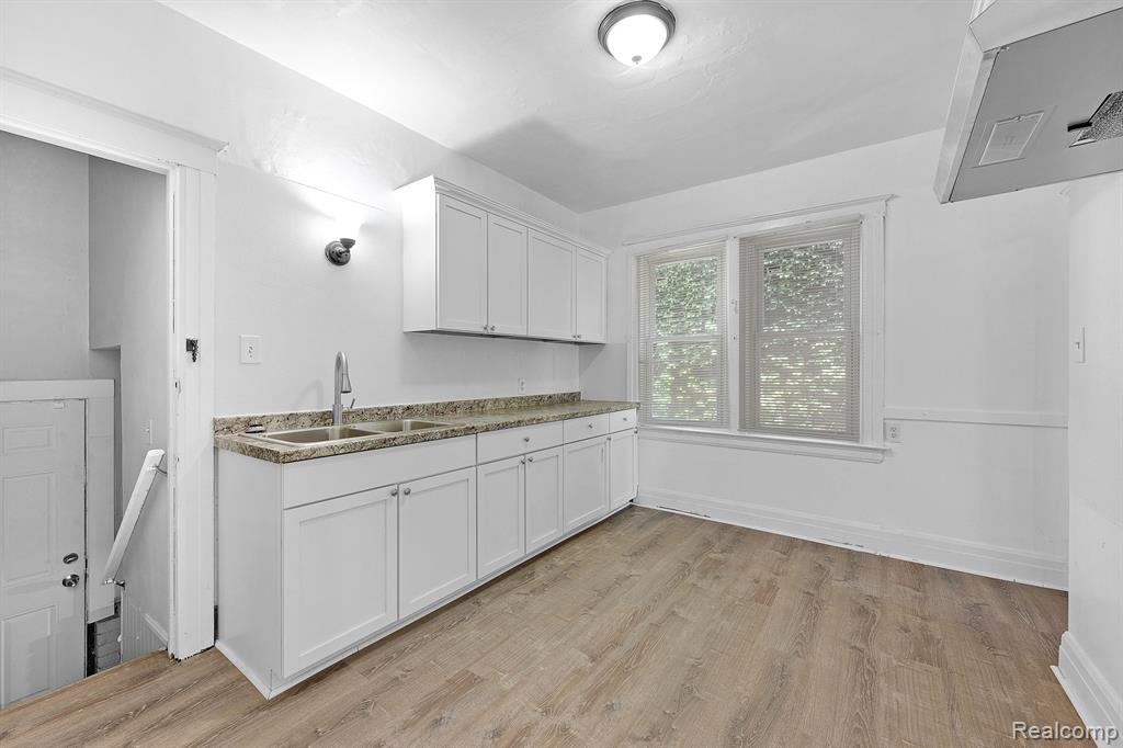 4622 VANCOUVER Street, Detroit, MI 48204 — Photo 12