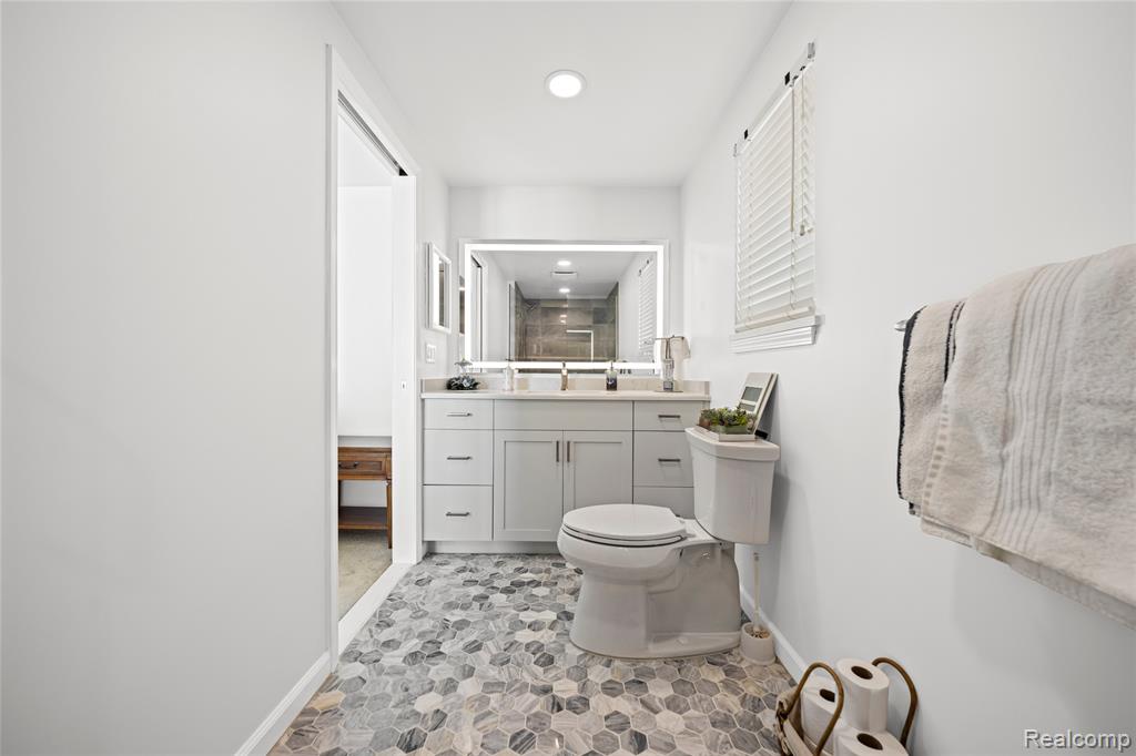50666 Jefferson Avenue, D8, New Baltimore, MI 48047 — Photo 15