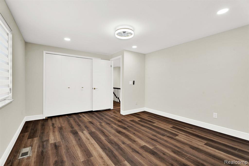 40206 Ashland Drive, Sterling Heights, MI 48313 — Photo 52