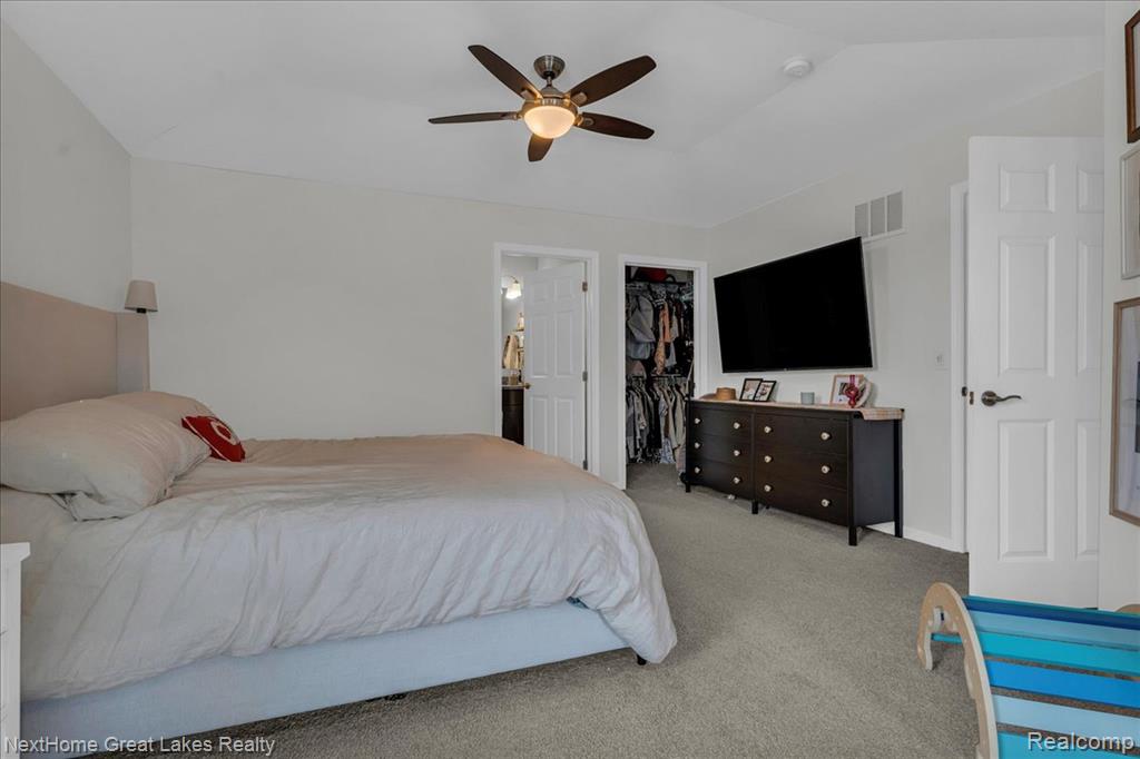 56717 Long Island Drive, Shelby Twp, MI 48316 — Photo 18