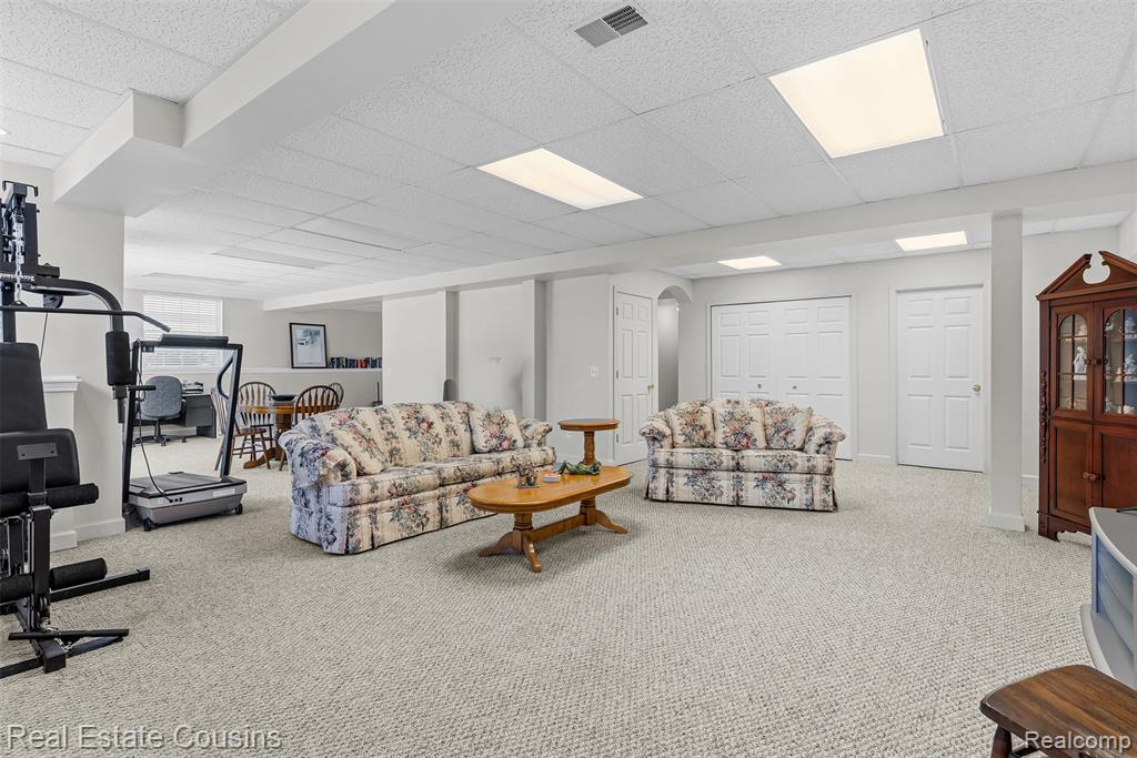 4344 Oak Tree Court, Fenton, MI 48430 — Photo 20