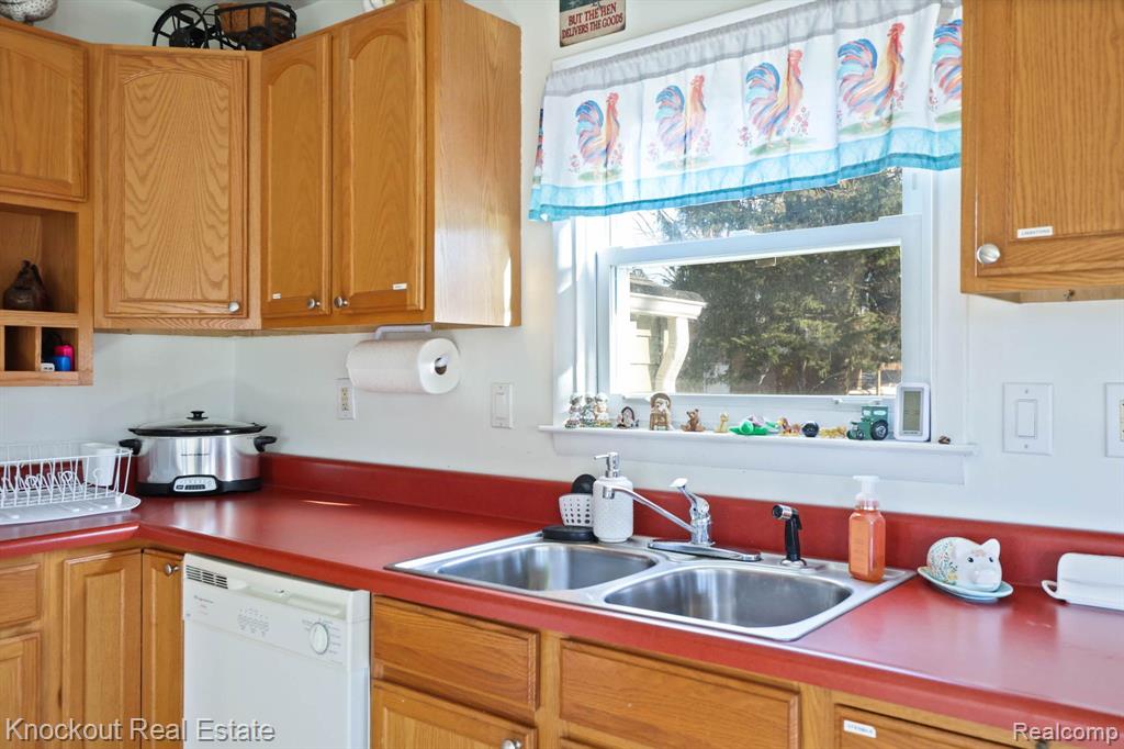 1703 MERIDIAN Street, Reese, MI 48757 — Photo 11