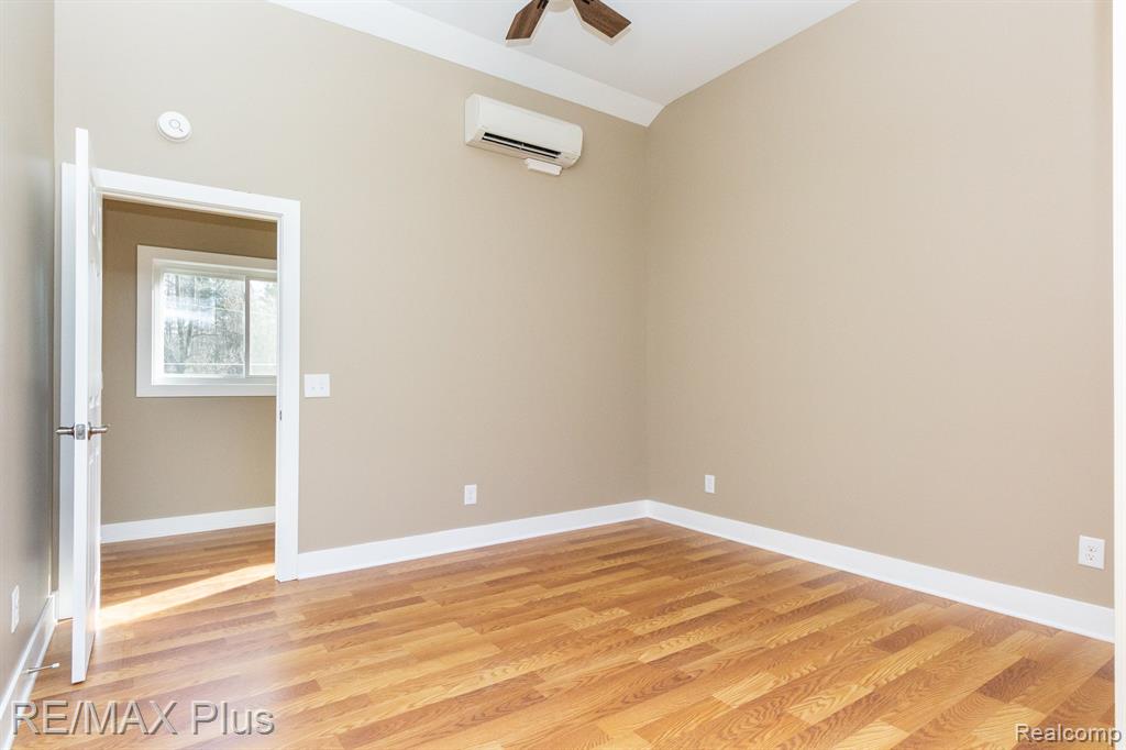 4521 S HADLEY Road, Metamora, MI 48455 — Photo 33
