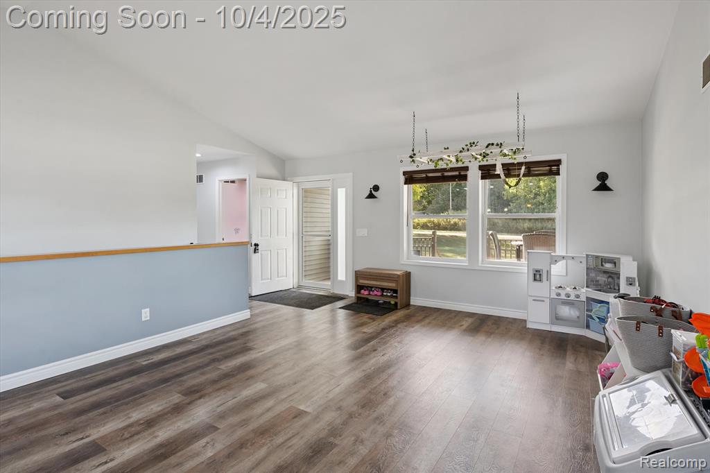 8876 W Allen Road, Fowlerville, MI 48836 — Photo 9