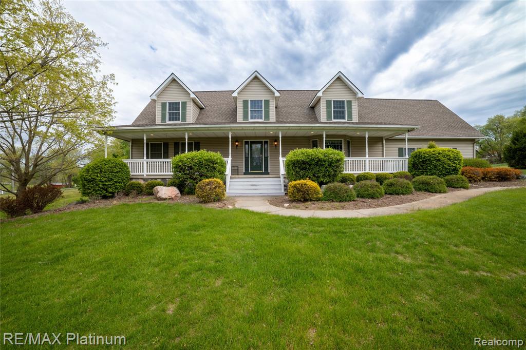 12987 Holtforth Road, Fenton, MI 48430 — front exterior