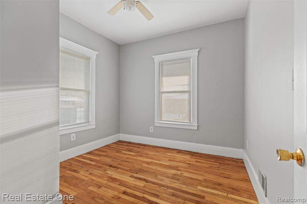 350 Labadie Street, Ecorse, MI 48229 — Photo 15