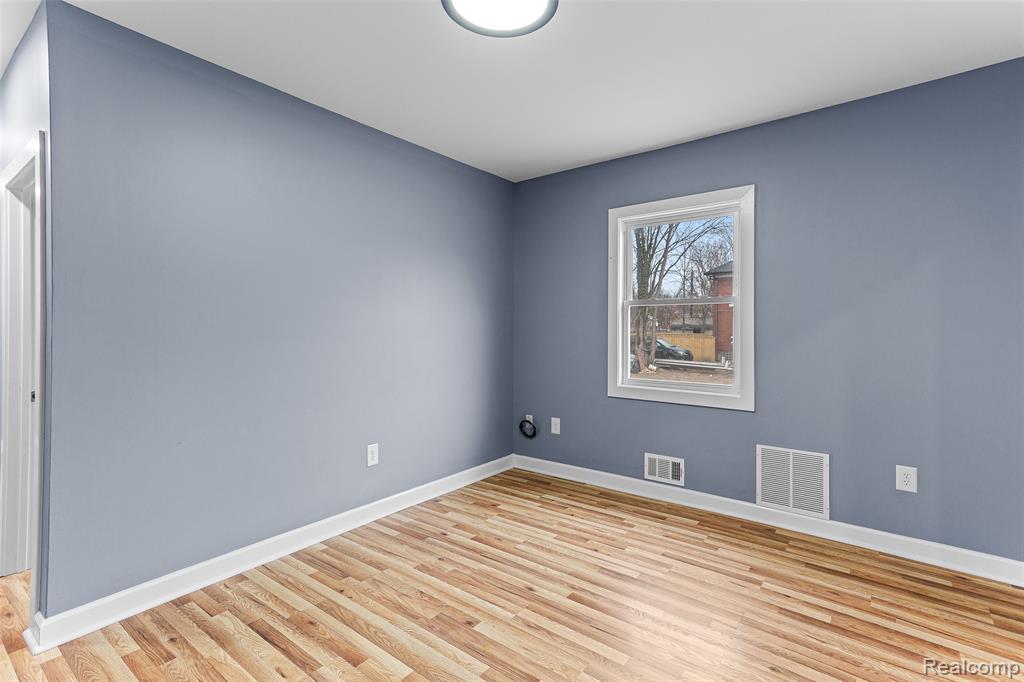 3346 S Blaine Street S, Detroit, MI 48206 — Photo 9