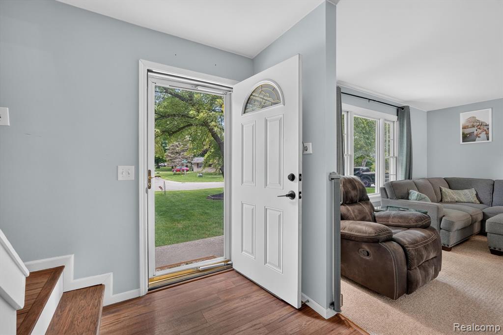 5521 Independence Colony Road, Grand Blanc, MI 48439 — Photo 6