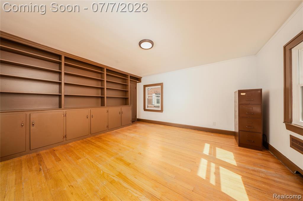 16580 Westmoreland Road, Detroit, MI 48219 — Photo 14