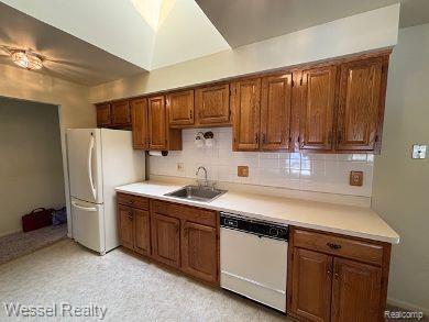 41400 Janet Circle, 92, Clinton Twp, MI 48038 — Photo 17