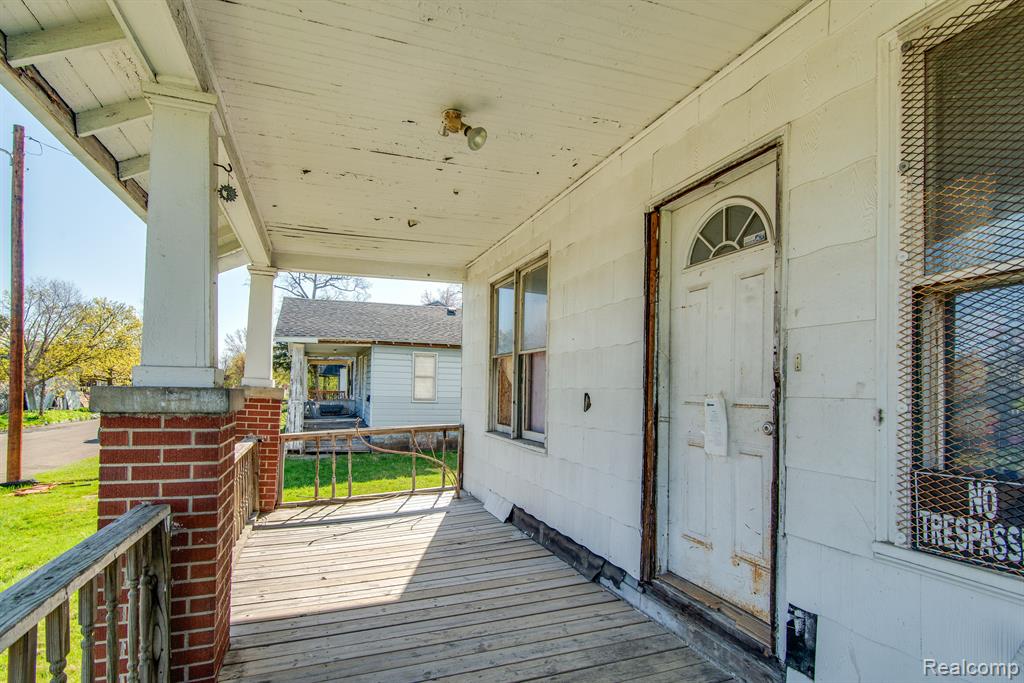 985 FERNHILL Street, Highland Park, MI 48203 — Photo 4