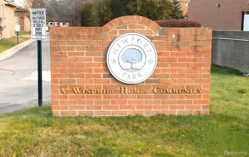 9026 Newport Way, Livonia, MI 48150 — Photo 5