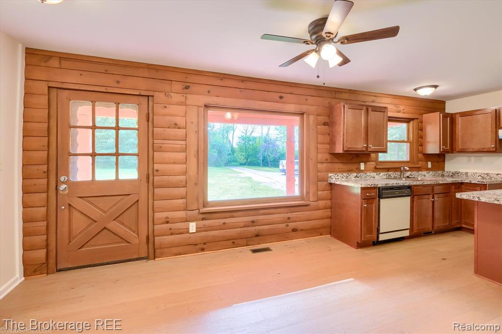 1077 Hadley Road, Lapeer, MI 48446 — Photo 14