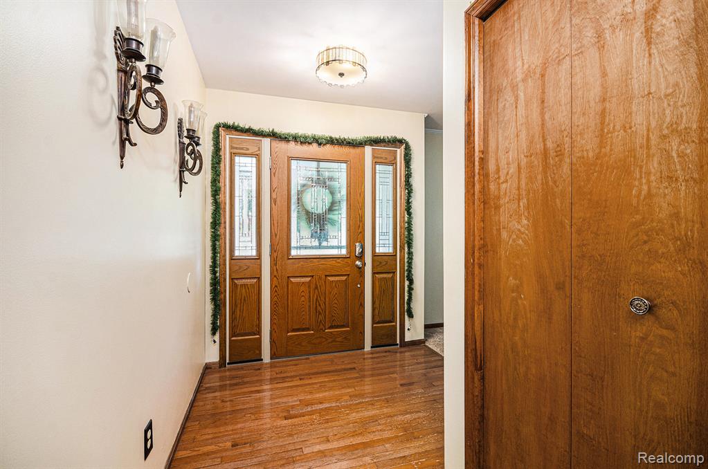 9300 Clippert Street, Taylor, MI 48180 — Photo 4