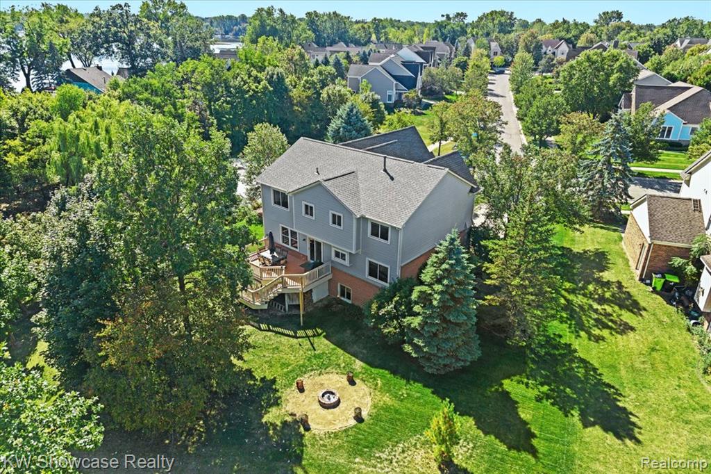 44847 Larkspur, Novi, MI 48377 — Photo 46