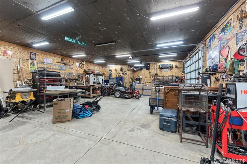6411 W Newburg Road, Carleton, MI 48117 — Photo 3